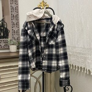 SO Kids Black and White Plaid Button Down Shirt with Hood